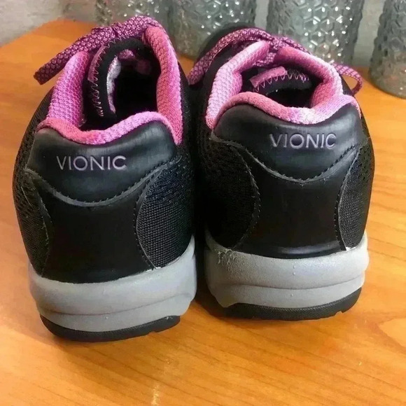 Vionic by Orthaheel Action Emerald Women's Black Sneaker sz 10 - Picture 4 of 8